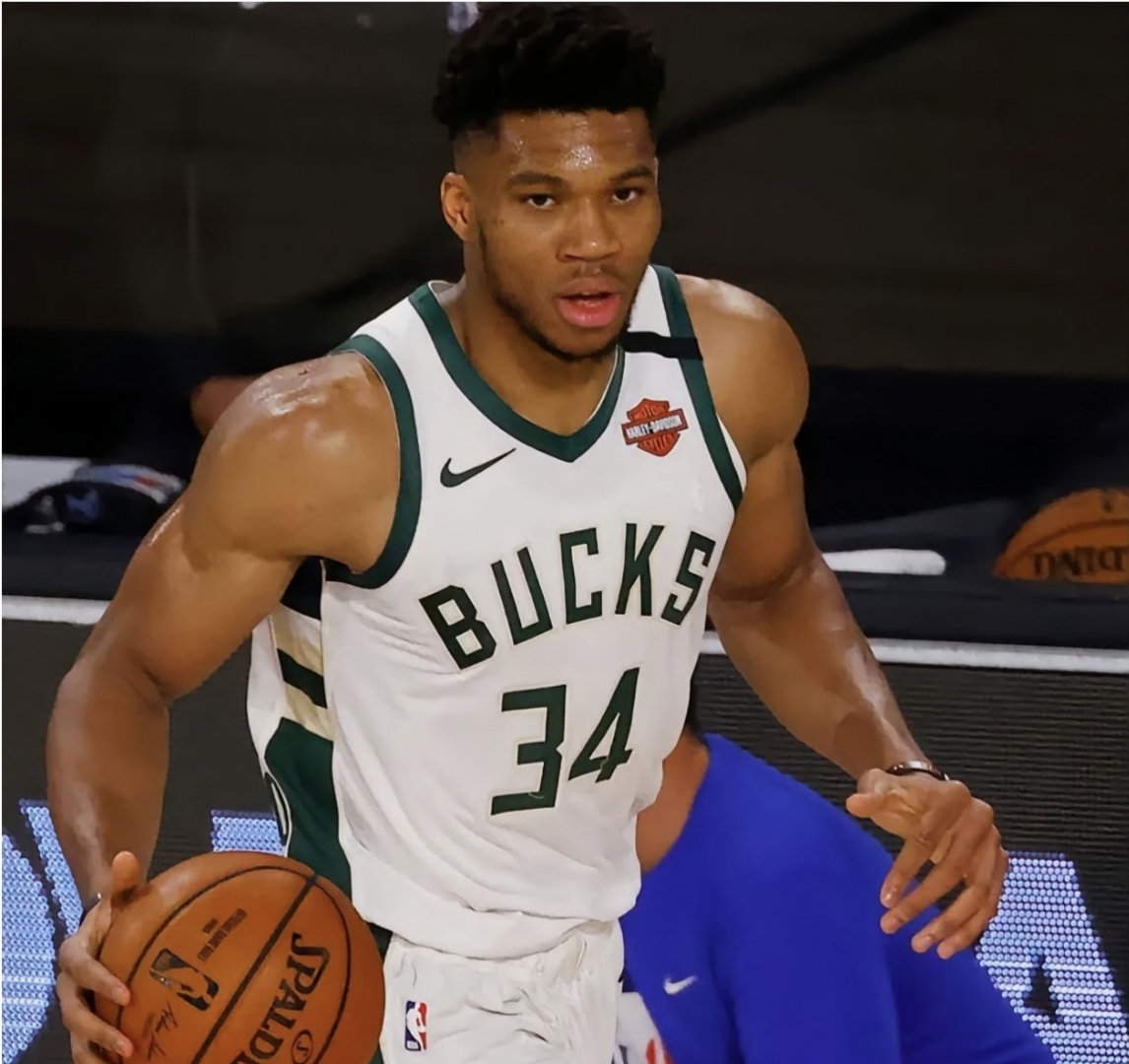  今晚那不勒斯对阵亚特兰大 