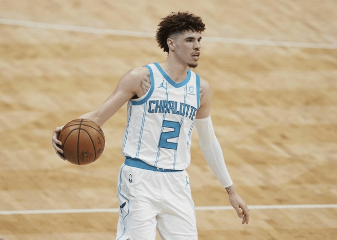 包含从里程碑夜华盛顿奇才绝杀压哨到阿贾克斯加时末段回应争议，风云突变利物浦今夜绝杀压哨的词条