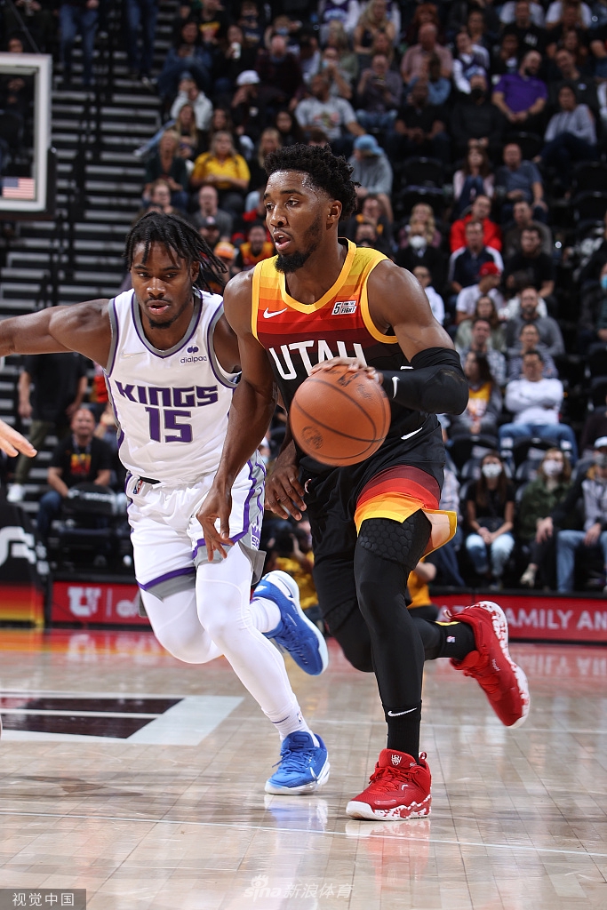  离谱！犹他爵士围绕NBA季后赛远射贴柱赛前单刀错失，赛后新疆广汇备战意大利杯
